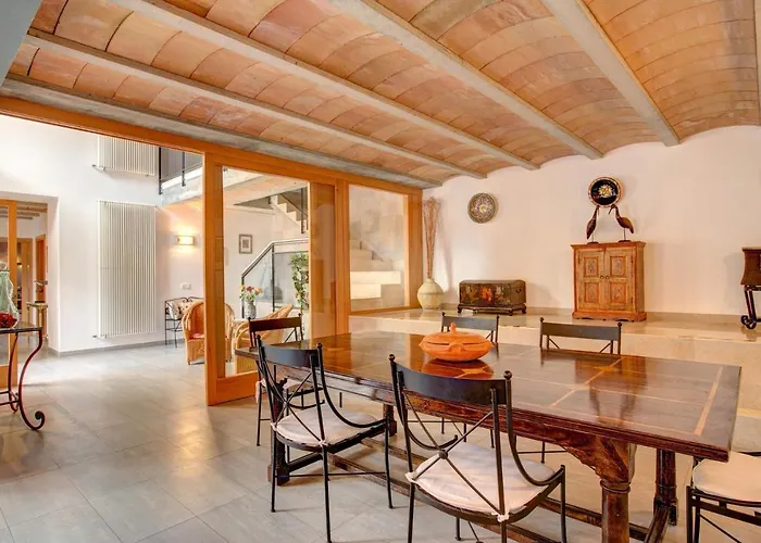 Llobiner By Вілла *